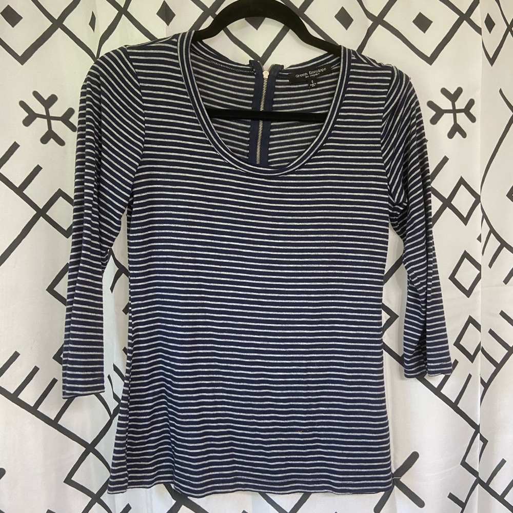 3/4 length shirt